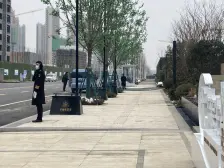 精装小三房,未住过人。国企开发!