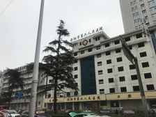 牡丹广场口,户型方正,地铁口 ,精装未住