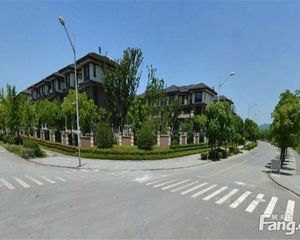 别墅区内电梯洋房,一线湖景大平层,精装修,园林小区
