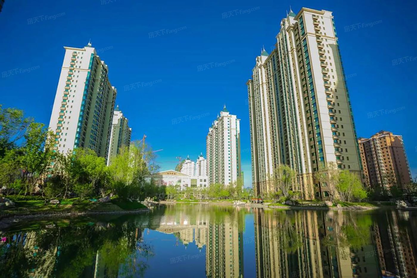 恒大御龙天峰