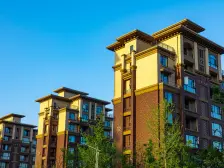 小区环境优美,景色宜人,停车也方便。