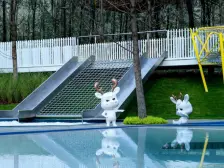 次新小区 小高层 近轻轨 正规三室