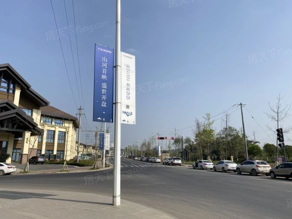 蜀道牧山溪岸实景图