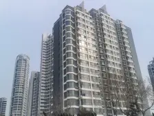 国奥天地 一居室 精装修 小区绿化物业好