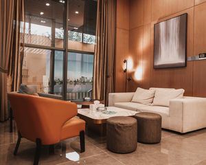 金绣铭座 4室2厅 南