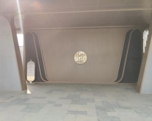 公园都会南北通透两居室中间层