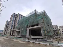 绿地海樾 2室2厅 东 北