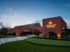 次新小区 近古镇 万达 开车出行方便