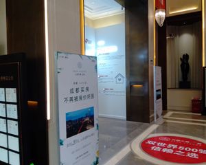 万科碧桂园公园大道3室1厅东南