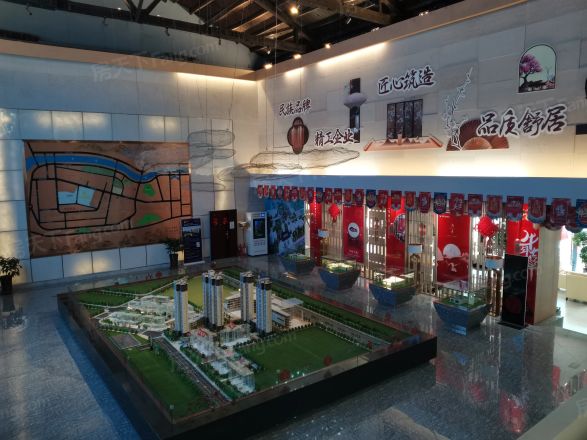 兰高金都城实景图