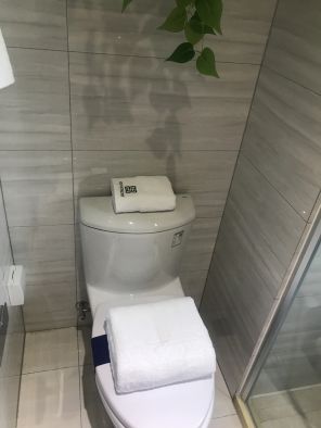 恒大学府公馆样板间