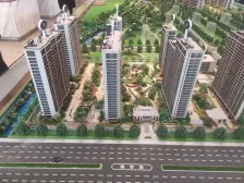 龙子湖湖畔晓风,三居住户型好,诚心出售。