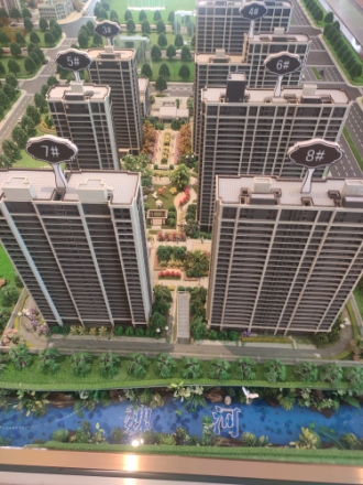 万向湖畔晓风实景图