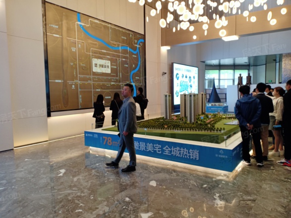 成都城投锦樾峰境实景图