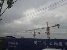 新上房源-盛福次新房有地下室-精装修大四室视野棒