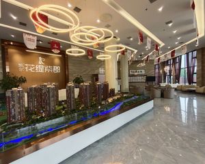 店长推荐次新小区好楼层户型周正