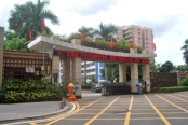 周边 山高学校