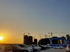 新房无入住,两梯两户低密度,大平层。