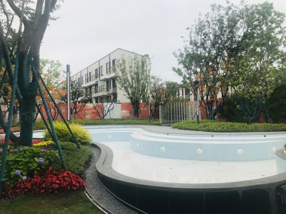 东滩云墅实景图