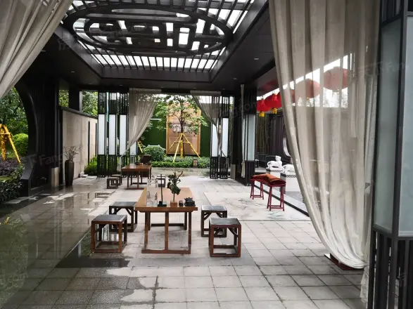 中梁首府实景图