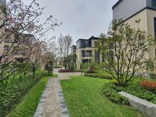 精装修,双卫生间,有阳台,视野宽阔,采光充足