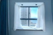 碧水半岛84㎡两房-次卧飘窗实拍