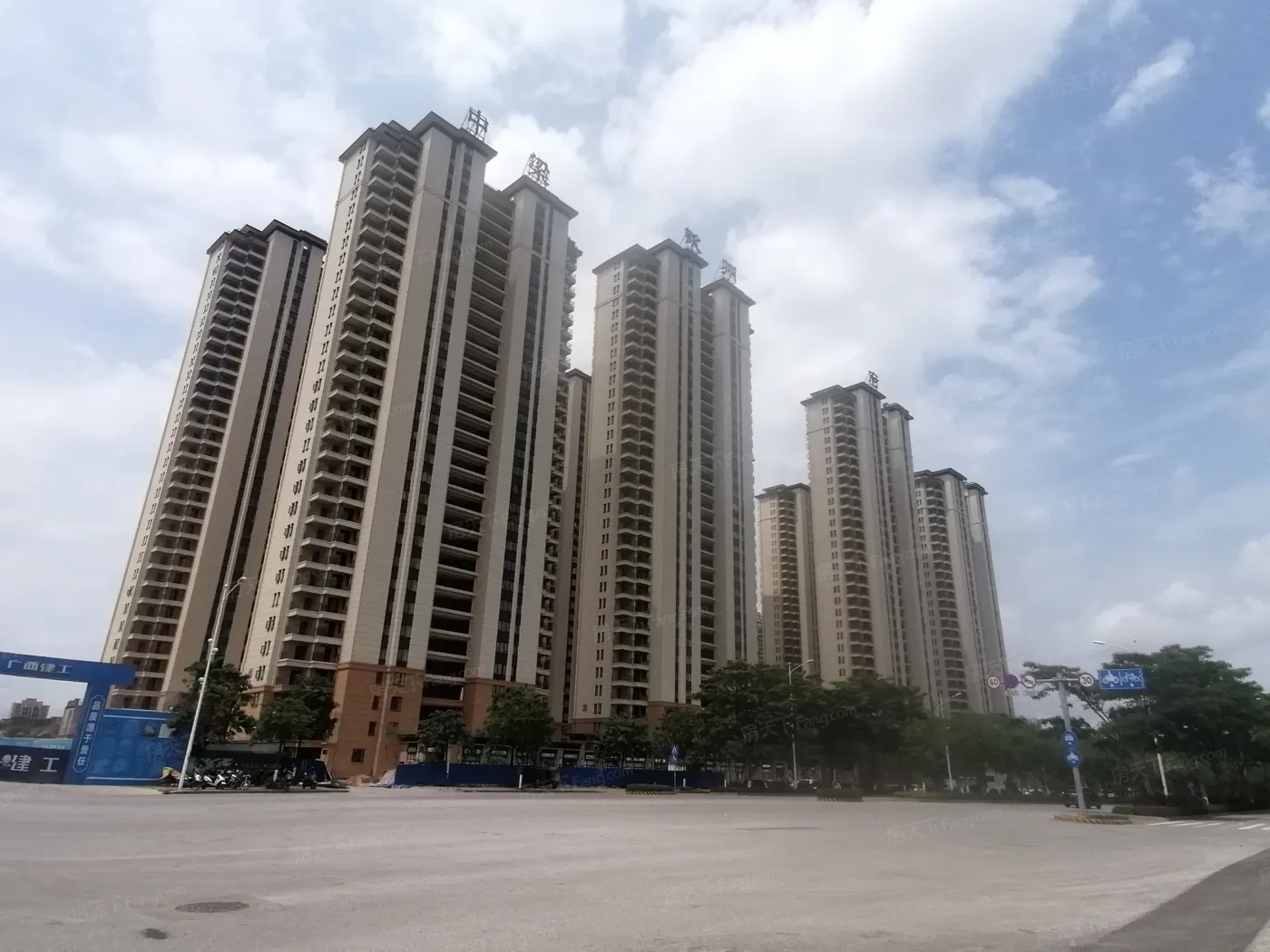 中梁钦州府 约99-136㎡中式府邸 实景准现房特惠中