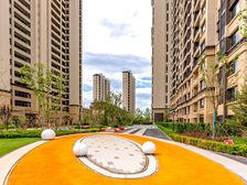 叠拼别墅,有房本,小区环境好,业主诚意卖,看房方便