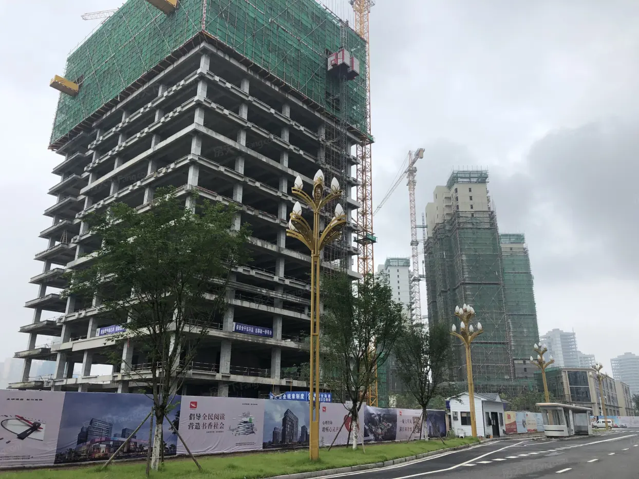 高新现代城实景图