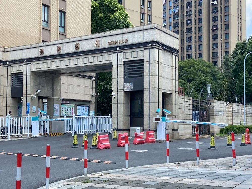 小区相关图