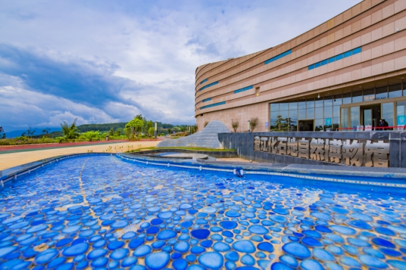 抚仙湖·欢乐大世界周边配套