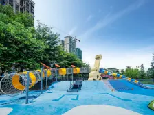 中楼层,南向阳台带入户花园,户型方正,业主诚意出售