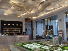 房子满二年,未入住,采光通风好。