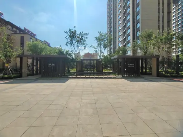 鲁商首府实景图