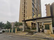 房子不靠路边 采光好 小区环境好 交通便利