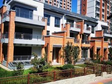 珑璟苑南北通透大两居,视野好,本满2年