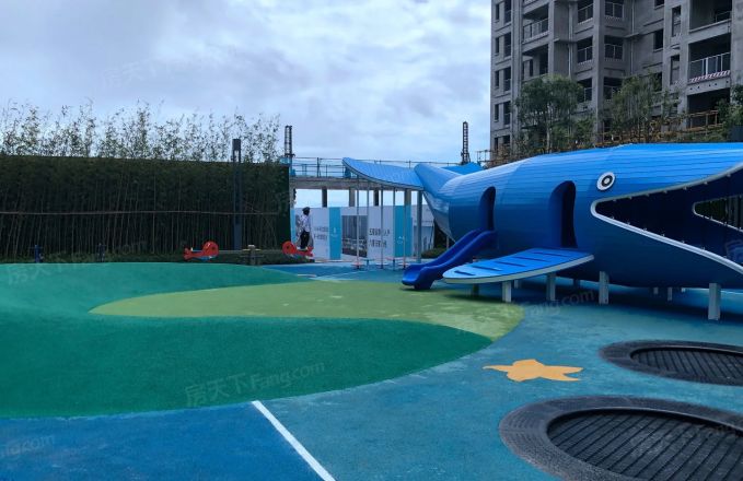 中海悦江府实景图