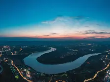 铂悦滨江 5室2厅 西南