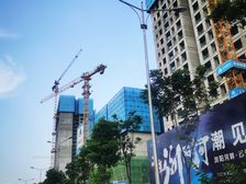 新城明昱东方二期4室2厅东南