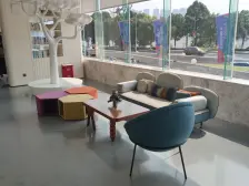 滨江洋房一梯二户总高八层80平屋顶花园