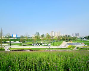 星河WORLD一期4室2厅东南