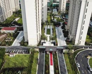 绿地奥莱户型方正,3房2厅2卫全天采光,交通便利