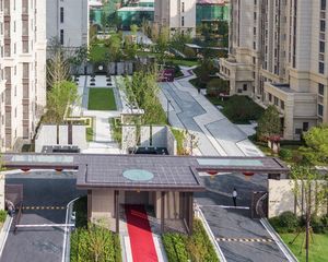 市区好房,户型方正,采光充足,交通便利,配套设施齐