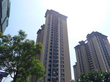 融创·九宸府3室2厅东南