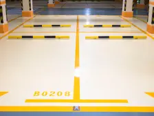 滨湖万丽新上小区中间位置好楼层全天采光有俩车位