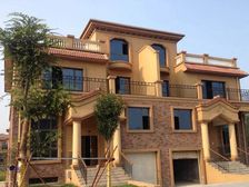 3联排别墅东边户,3面环院,有天有地有院子