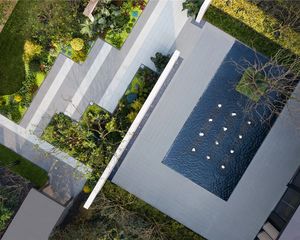 春屿溪岸4室2厅西南