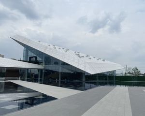 星河WORLD一期3室2厅东南