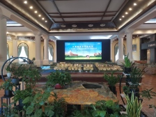 小区环境好,近地铁口,出行方便。