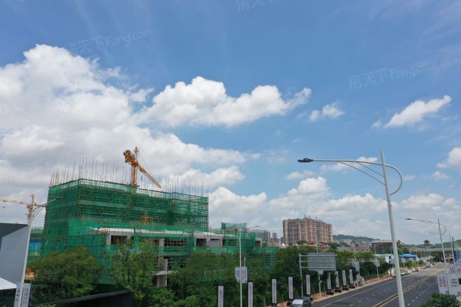 中国铁建西派御江实景图